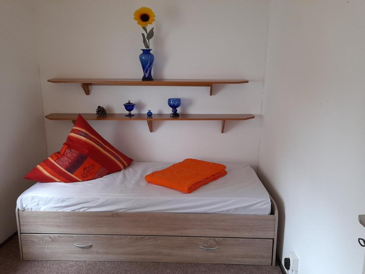 הוילה Dahlen Bungalow Am Waldbad מראה חיצוני תמונה